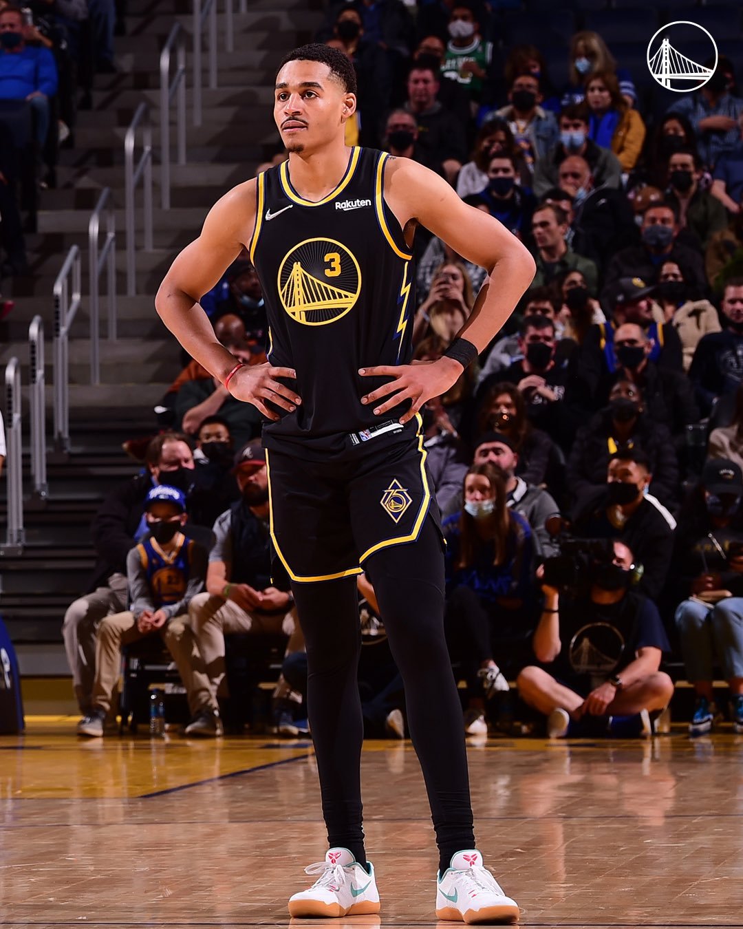 攻击性的行 攻击性的行