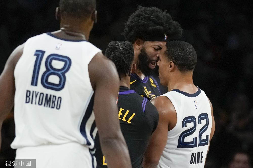 再次夺冠 再次夺冠